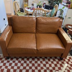 Loveseat 