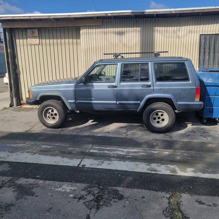 1998 Jeep Cherokee