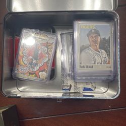 Football / Baseball Card Collection 