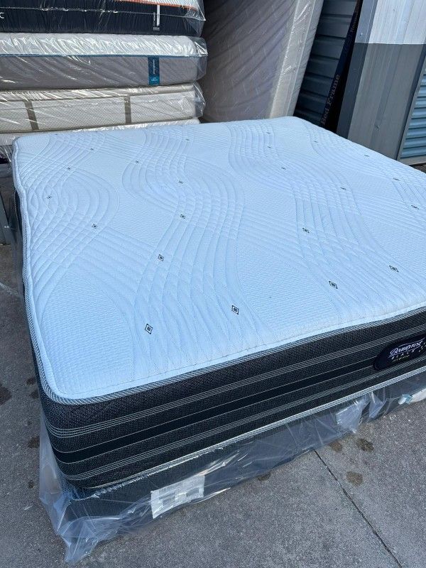 King Size Mattress And Boxspring