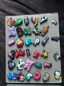 198 Cartoon Shoe Charms for Croc Clogs Sandals, Cute Shoe Decorations from lilo and stitch, glistened, hello kitty,winnie the pooh, variety of differe