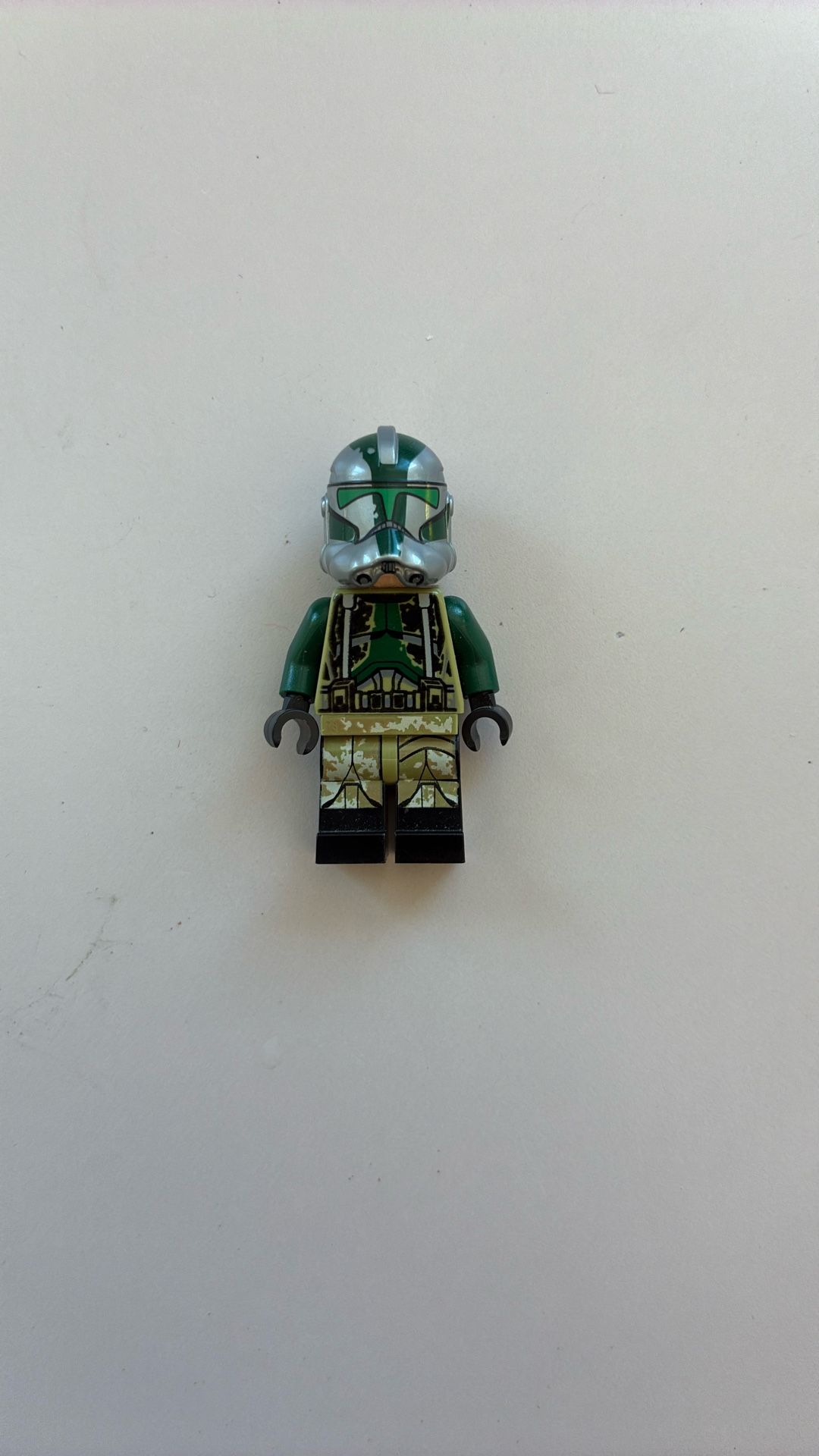 Commander Gree Mini-figure