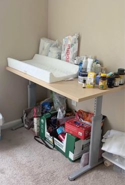 Height-Adjustable Table