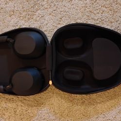 Sony WH-1000XM5 Wireless Noise Canceling Headphones - Black