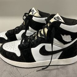 Nike Size 12 Jordan 1 Retro High OG Panda Black & White Sneakers 