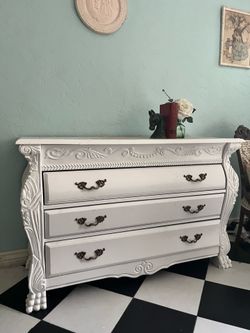 White Ornate 3-Drawer Dresser French Provincial Bombay