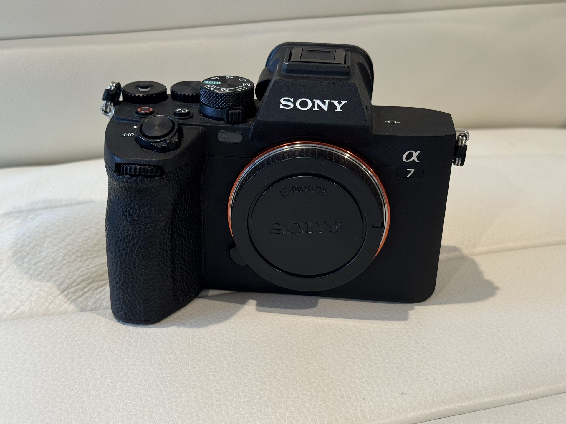 Sony Alpha 7 IV Full-frame Mirrorless Interchangeable Lens Camera