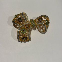 Vintage Bow Pin Brooch