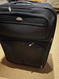 30” Samsonite Black Suitcase