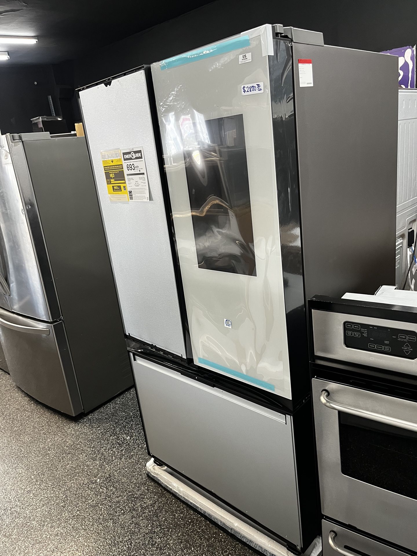 Samsung Bespoke 30 Cu Ft Family Hub Refrigerator New