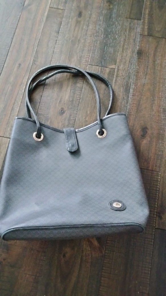 Almondo purse