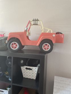 American Girl  Dolls, Jeep, Scooter, Picnic Basket + Set  And Accessories