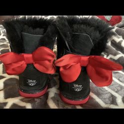Ugg Disney
