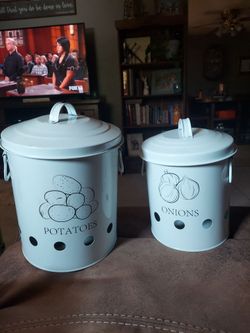 Potato and onion container