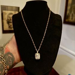 Awesome 😎 !! Clear Jewel Pendant  + Gold Plated Chain Necklace !