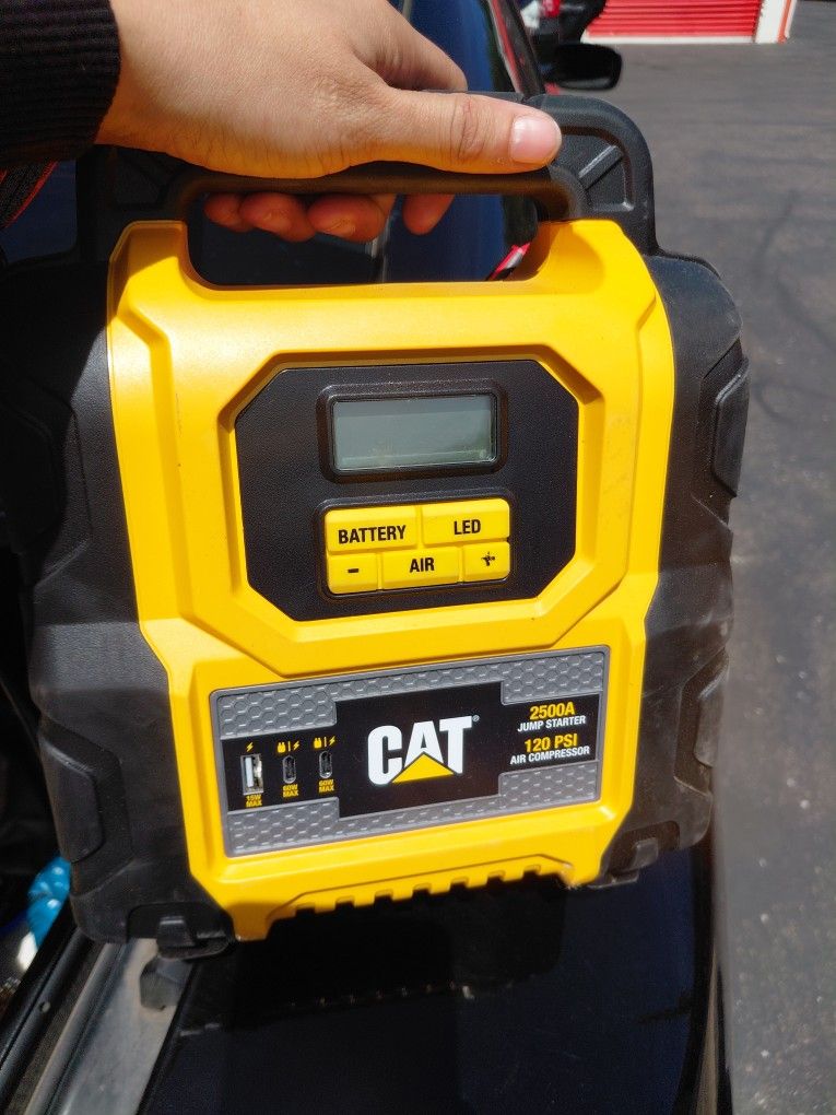 CAT Car Battery Charger, Air Pump, Charging Ports