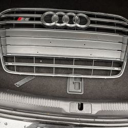 Audi S5 Grill