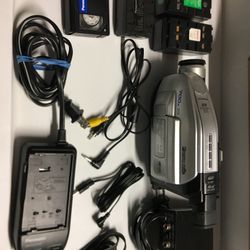 Vintage Panasonic PV-L354D VHS-C Tape Video Camcorder & Playback Transfer Camera w/Built-in Light