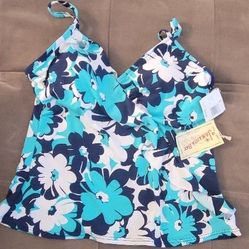 WOMEN'S SWIMM TOP Size 14 - NEW w/ Tags