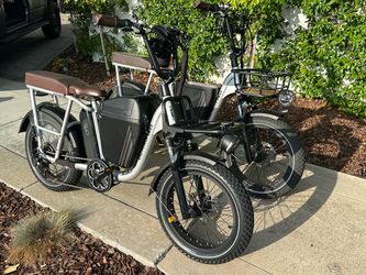 RAD POWER BIKES RADRUNNER PLUS + Electric Cargo Utility E-Bike (2) AVAILABLE