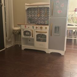 Kidkraft  Kitchen