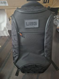 URBAN ARMOR GEAR UAG 24-Liter Backpack Lightweight Tough Weather Resistant Laptop Backpack, fits up to 16-inch, Standard Issue Black