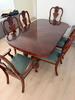 Solid Wood Elegant Traditional Dining Table & 6 Chairs – Extendable