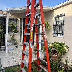 Escalera de 10 pies de fibra de vidrio doble subida perfectas condiciones muy barata