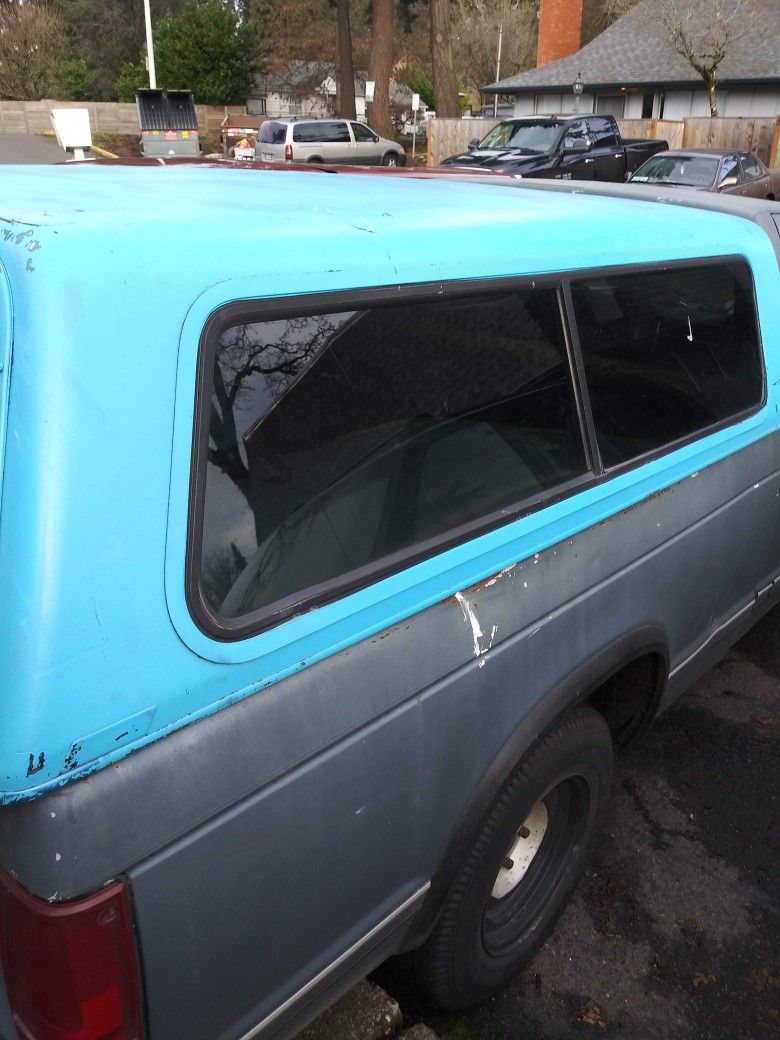 Fiberglass Truck Bed Cover for Sale in Tigard, OR OfferUp