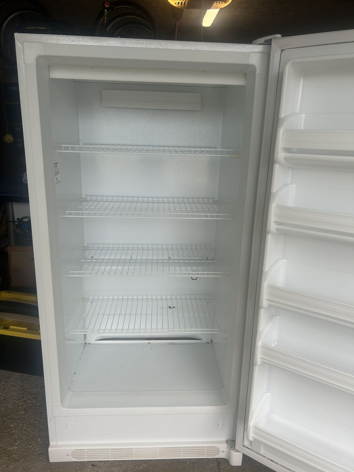 16.7 cuft Refrigerator (without freezer). Very clean!