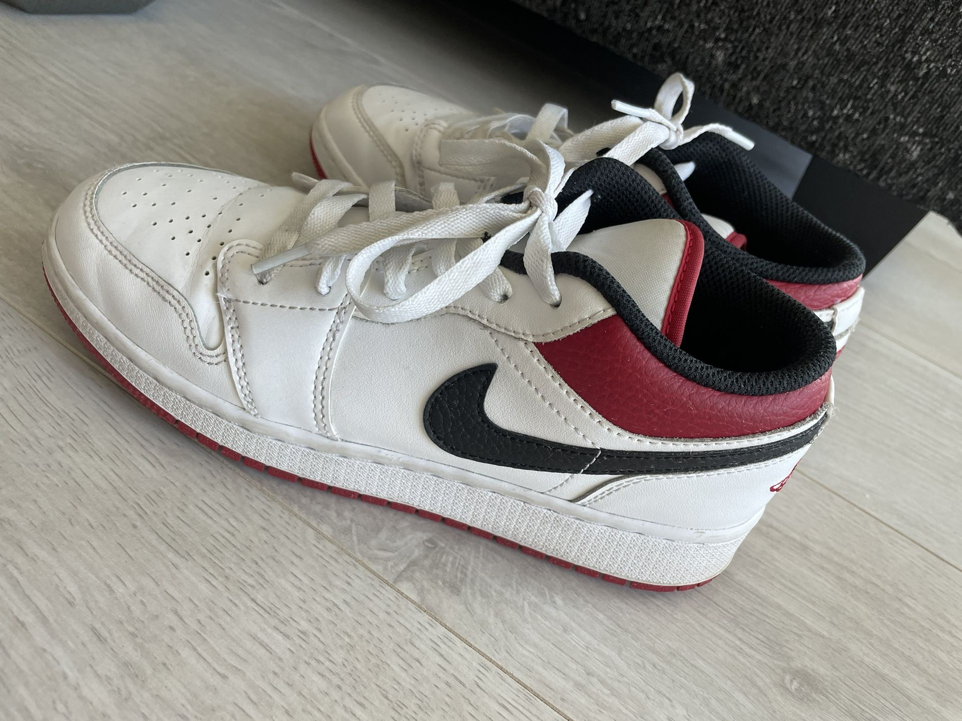 Jordan Air Jordan 1 Low "White/Gym Red" Sneakers