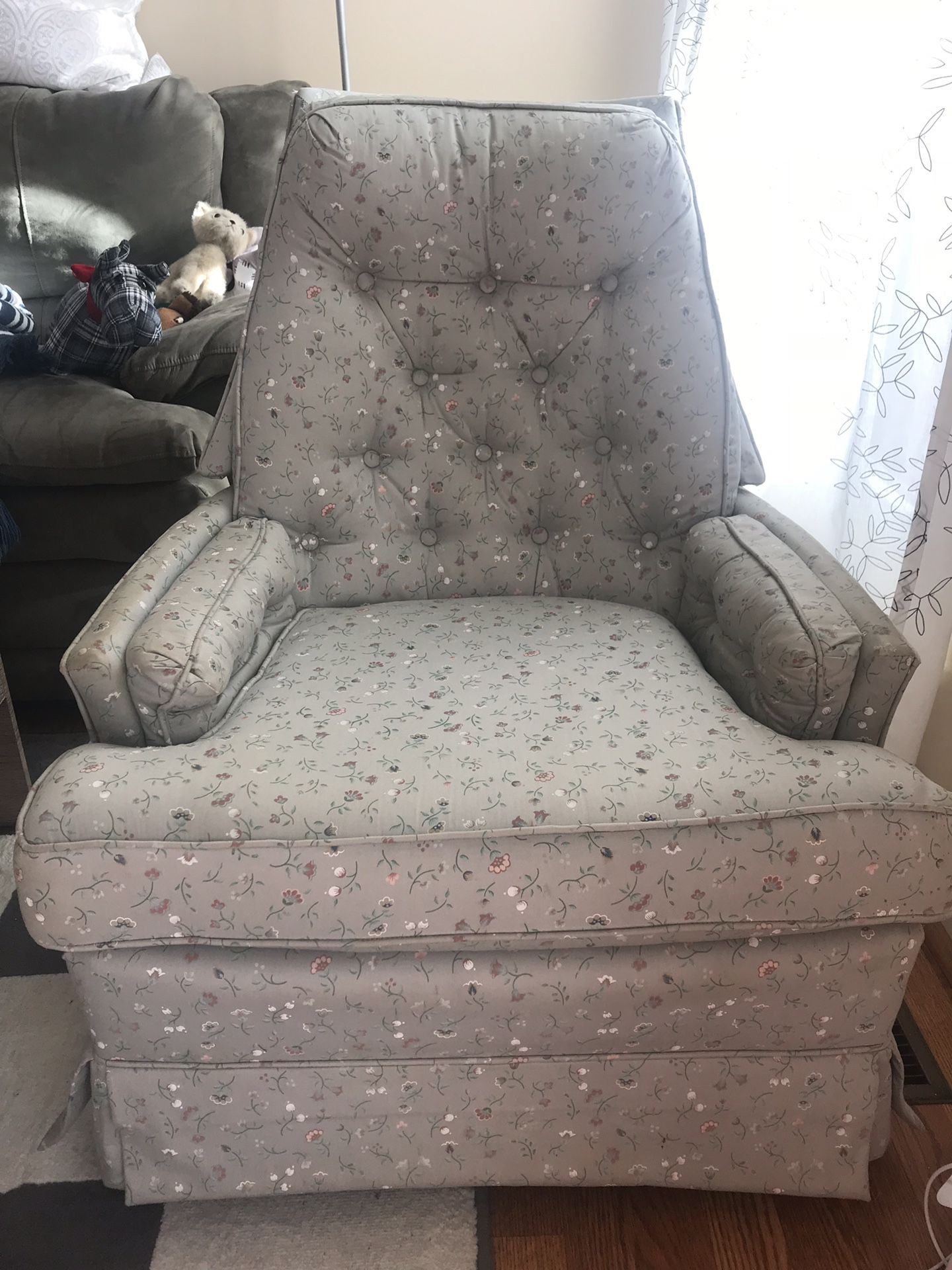 Nursery glider/ rocking chair