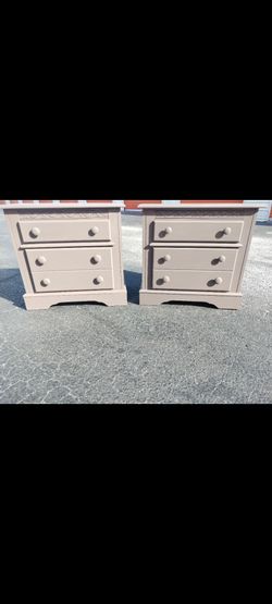 ✨Vintage Solid Wood Nightstands 😍Chic London Gray Pair ✨