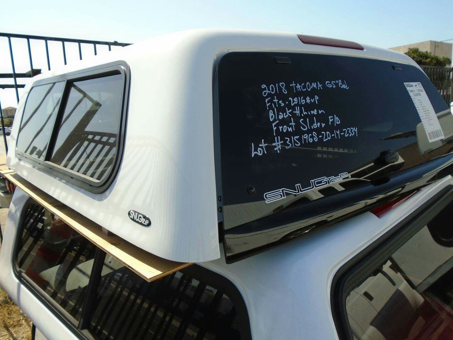 2016-2018, TOYOTA TACOMA 65'' Bed. New -SNUGTOP Rebel- Camper Shell.
