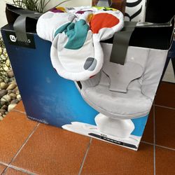 Mamaroo Motorized Baby Swing