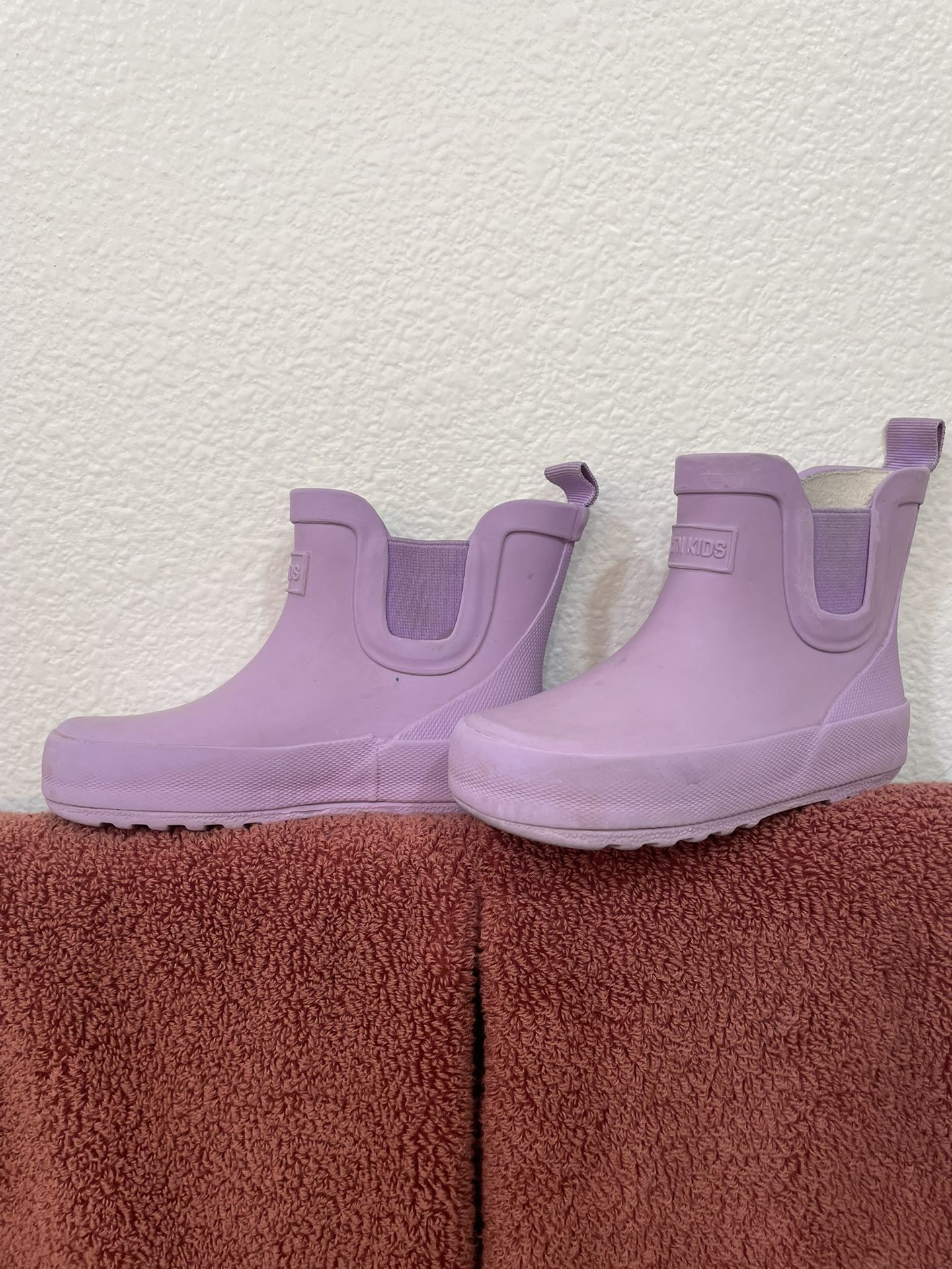 🎀 Girls Purple Rain Boots 7/8 🎀 