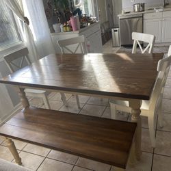 Dining Table Whit 4 Chairs And Bench