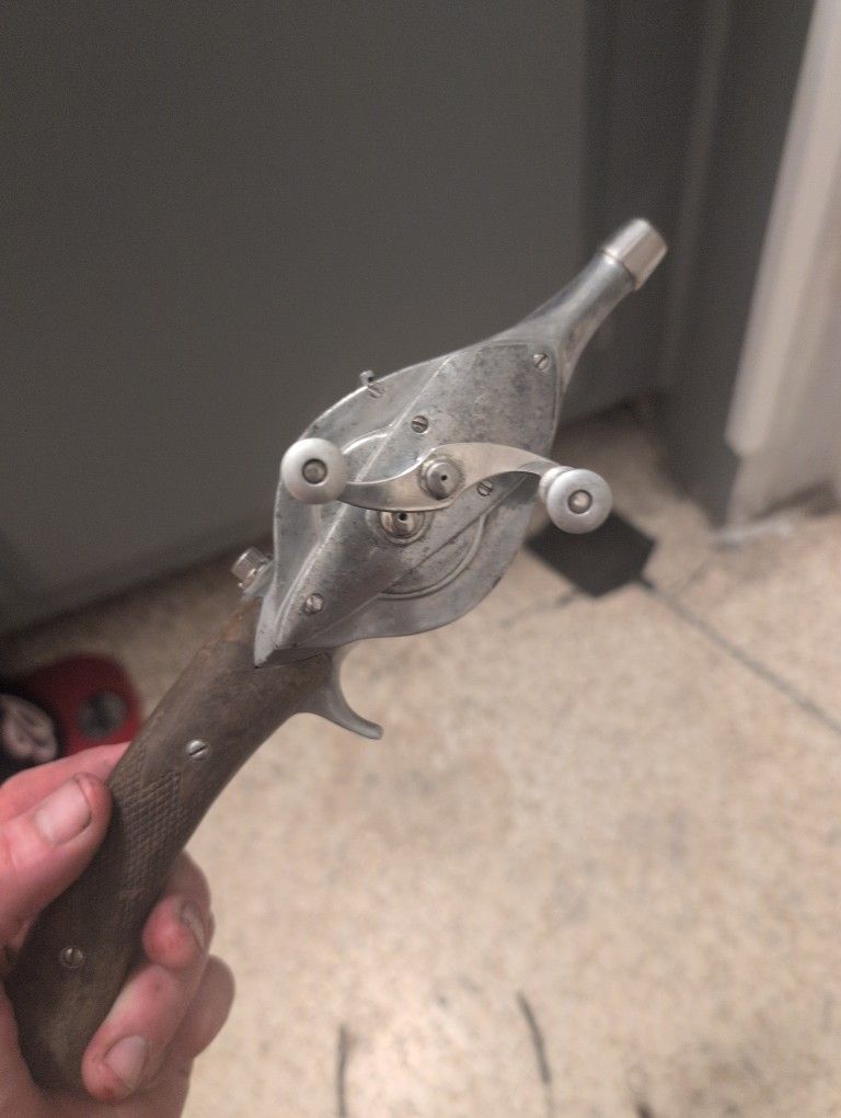 1940 hurd fishing reel