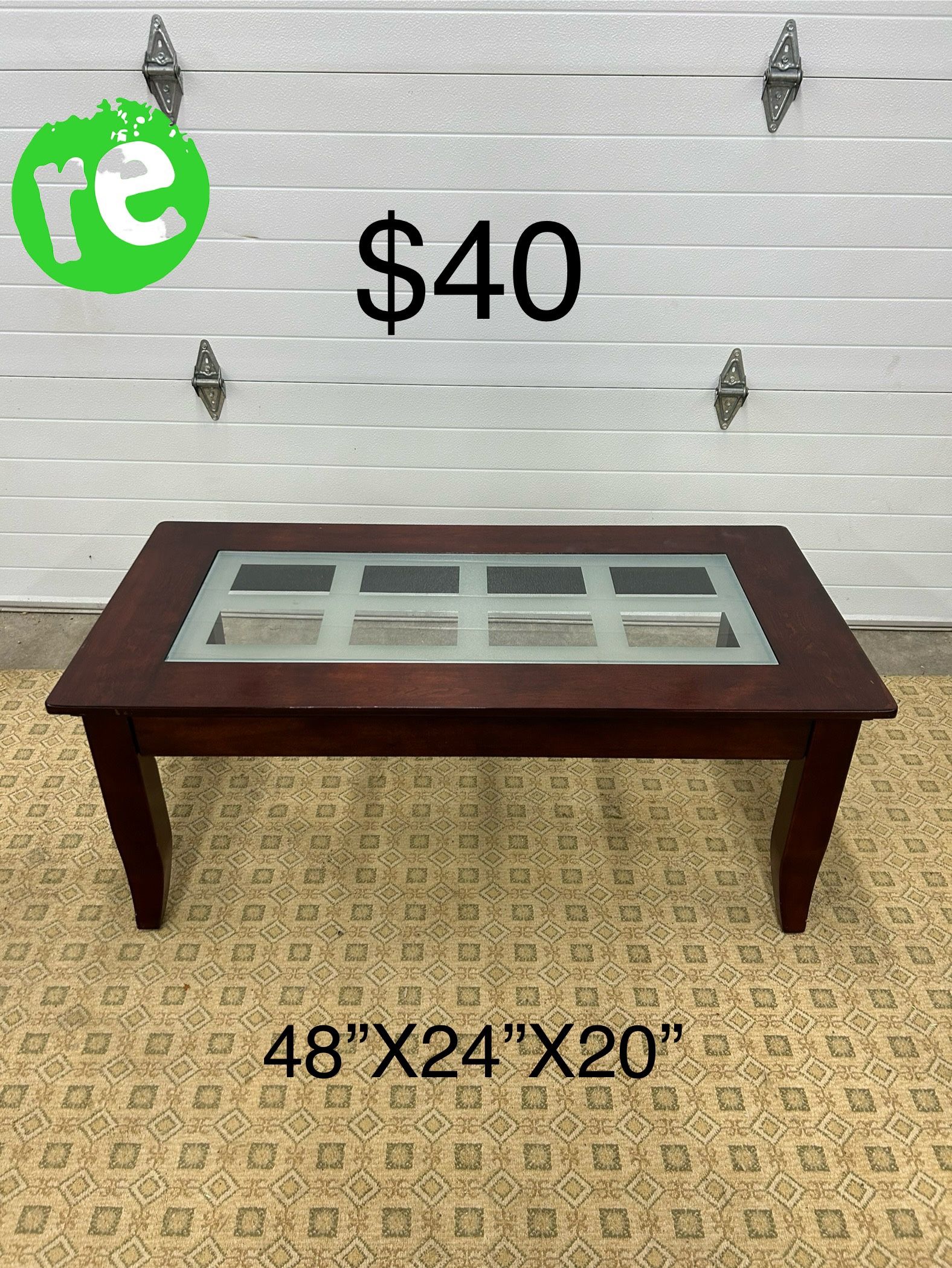 Coffee Table with Glass Piece
