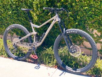 2021 Scott Genius 950 Enduro 29 (Large) Mountain Bike