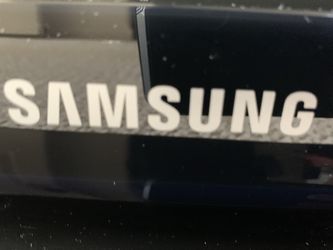 55 inch Samsung TV 3D It Looks New But It’s Not In The Working Conditions