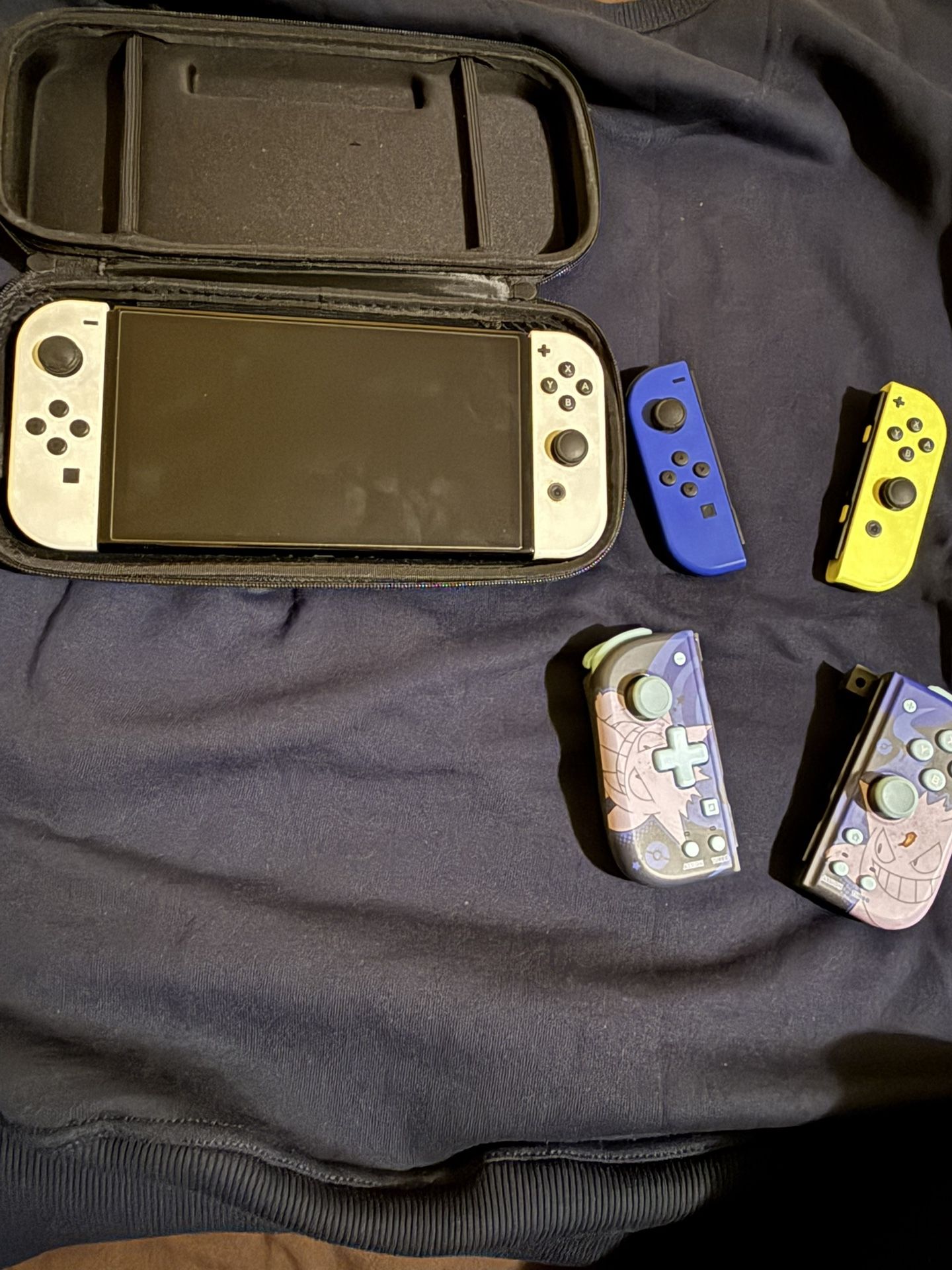 Nintendo switch OLED Bundle