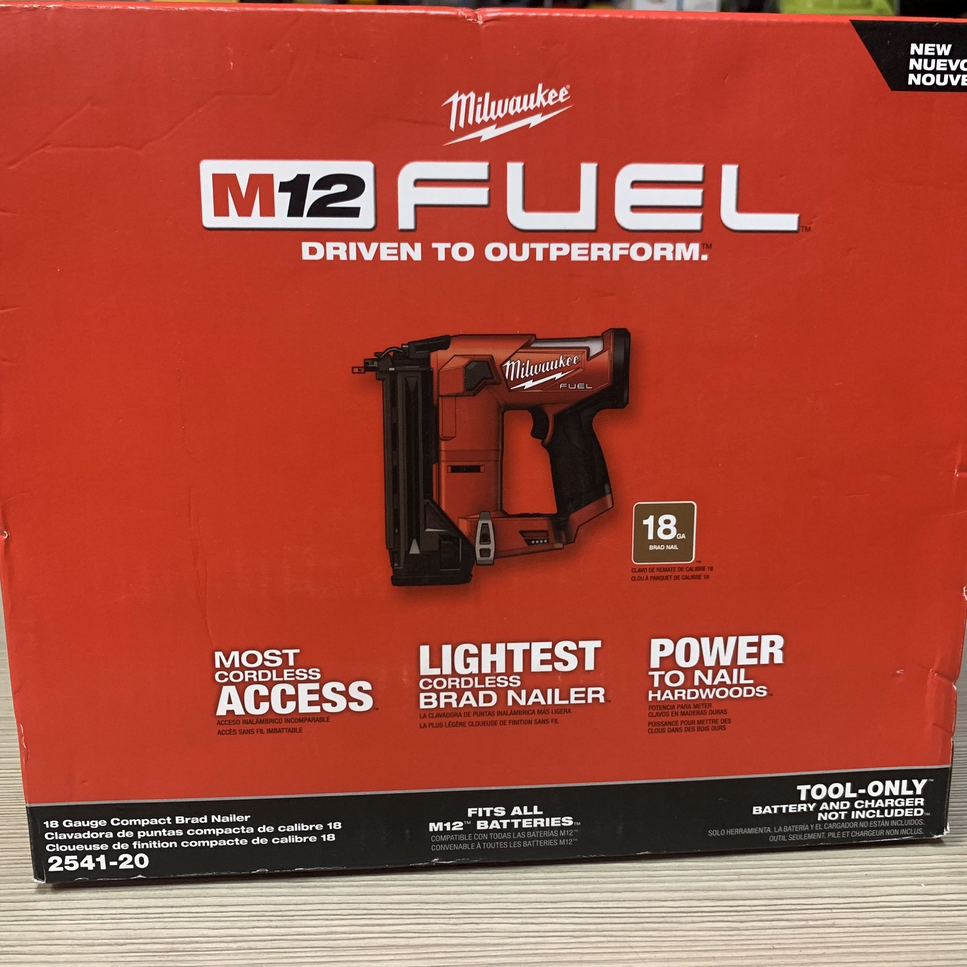 Milwaukee New 18ga Brad Nailer M12 Fuel