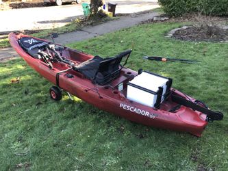 Perception Pescador Pilot 120 Fishing Kayak w/ Accessories for Sale in  Portland, OR - OfferUp