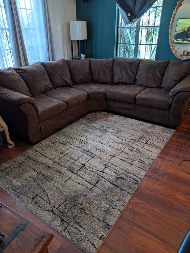 Sectional Couch 