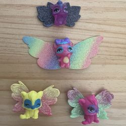 HATCHIMALS -  4 TOTAL - One Large and 3 Small -  COLLECEGGTIBLES - LIKE NEW