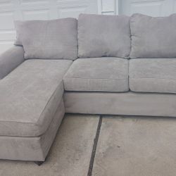 Sectional Couch (free delivery)