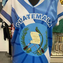 Nueva blusa de Guatemala con USA