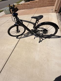 e-bike - 80 Mile Range +T2 Pro XTR 2-Bike Hitch Rack