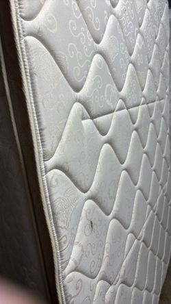 Queen mattress with box